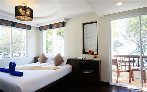 Hotel Nirundorn Resort 9