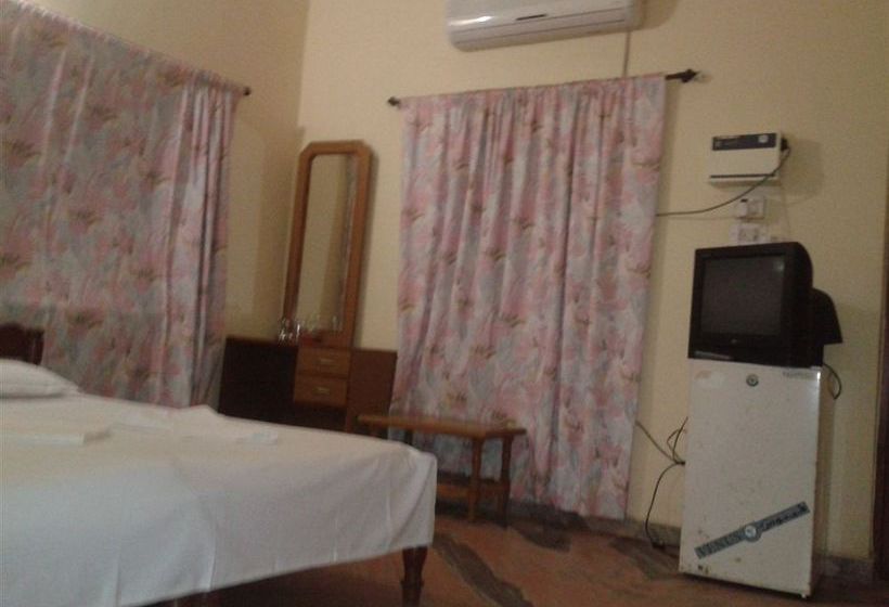 Hotel Sifrazhed Beach Retreat 1