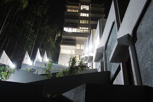 Hotel The Edge Munnar 14