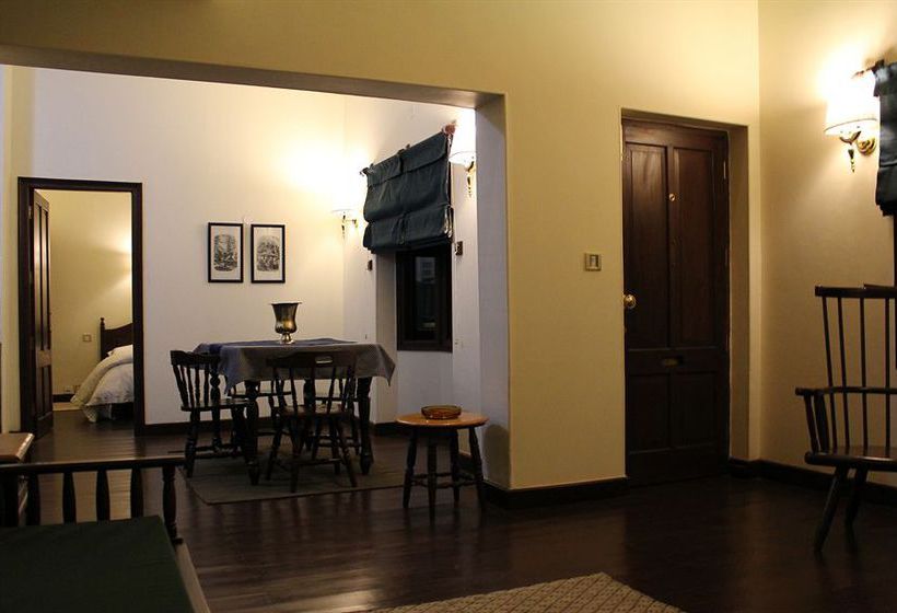 Hotel The Himalayan 7