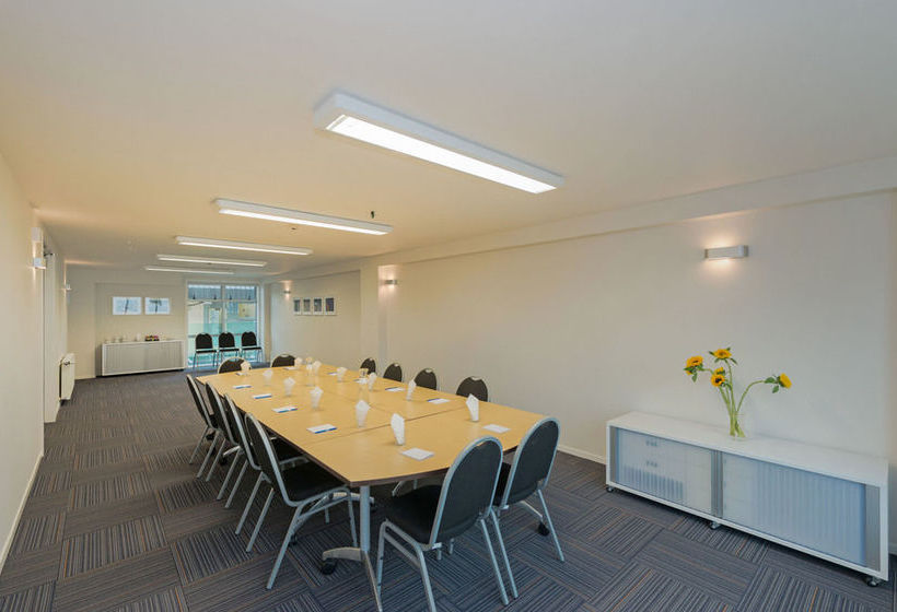 Hotel Clarion Suites Ambassador 10