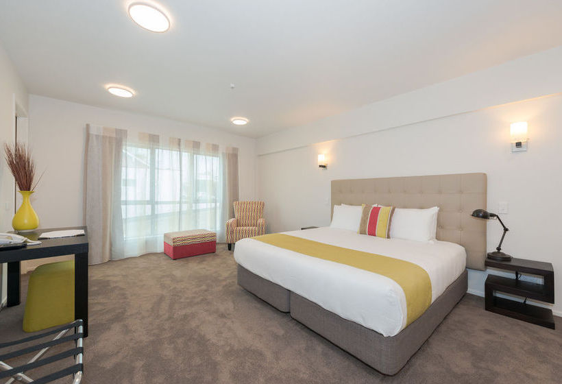 Hotel Clarion Suites Ambassador 20