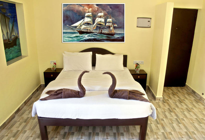 Hotel Marina Bay Beach Resort 11