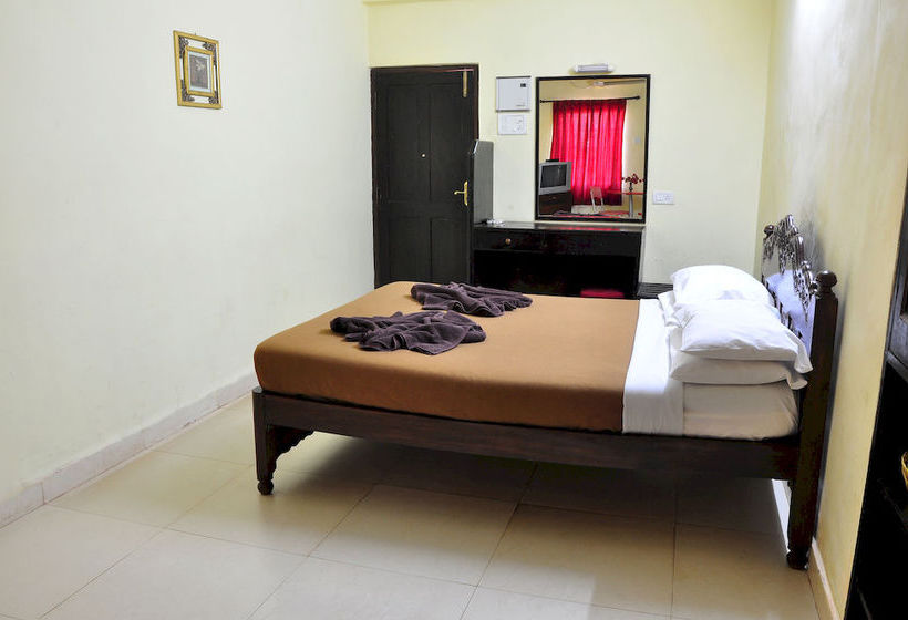 Hotel Marina Bay Beach Resort 17