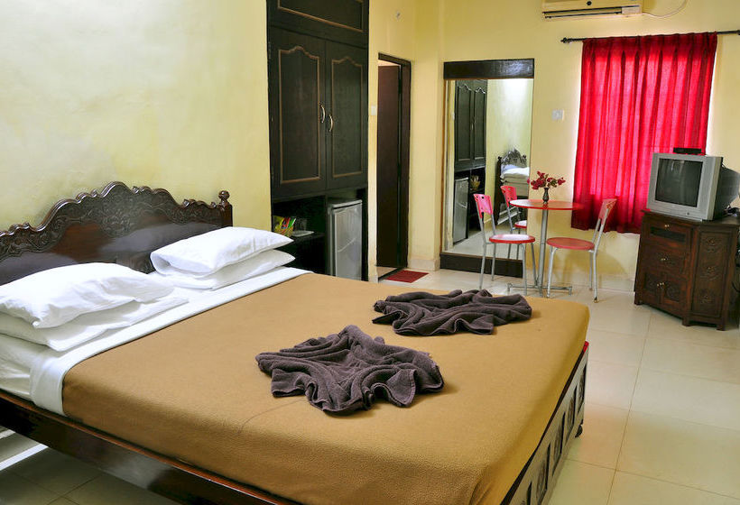 Hotel Marina Bay Beach Resort 18