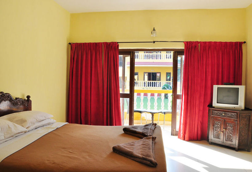 Hotel Marina Bay Beach Resort 6