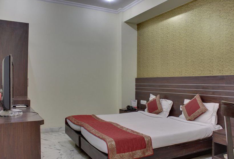 Hotel Oyo Rooms Cyber Park 7