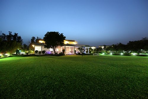 Hotel The Awesome Farms & Resorts 19