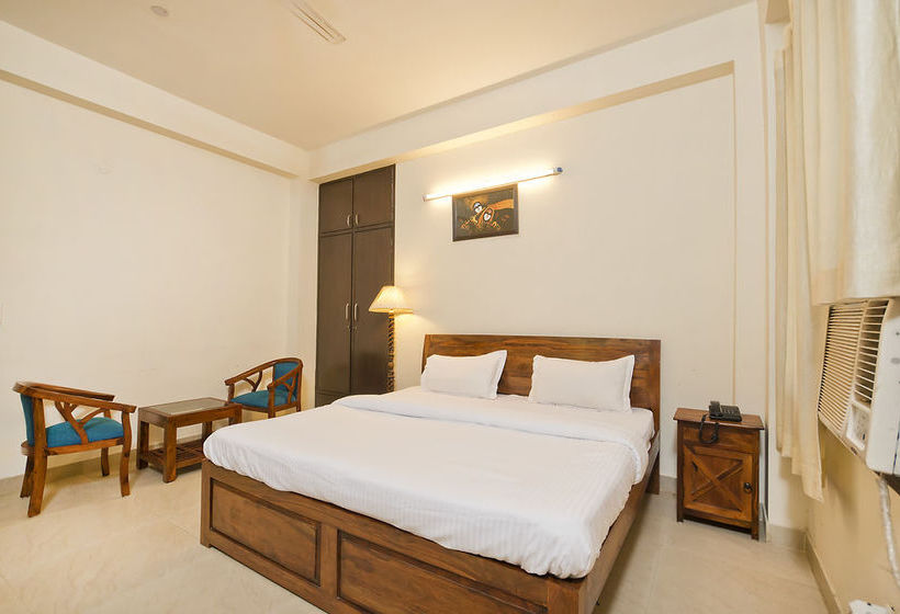 Hotel Oyo Rooms Galleria Market 13