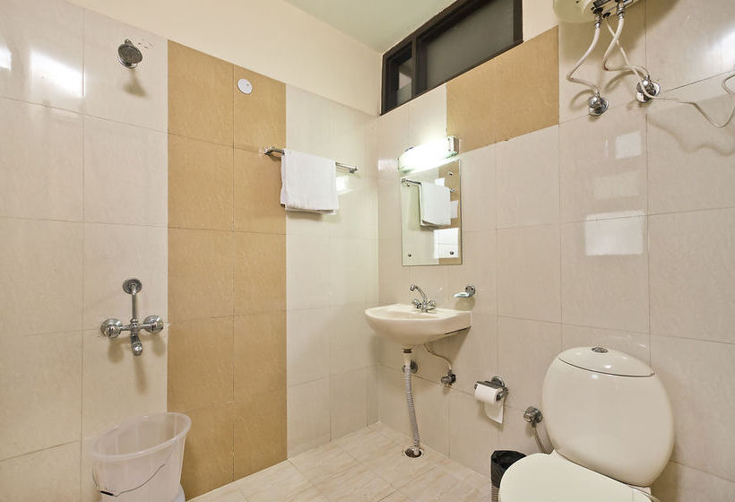 Hotel Oyo Rooms Galleria Market 8