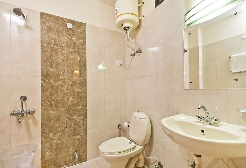 Hotel Oyo Rooms Galleria Market 9