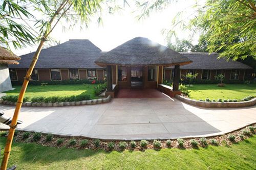 Hotel Hoysala Village 10