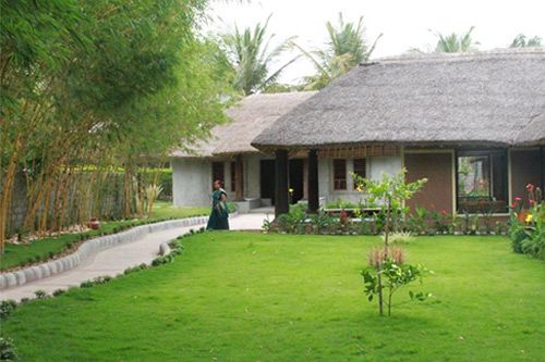 Hotel Hoysala Village 11