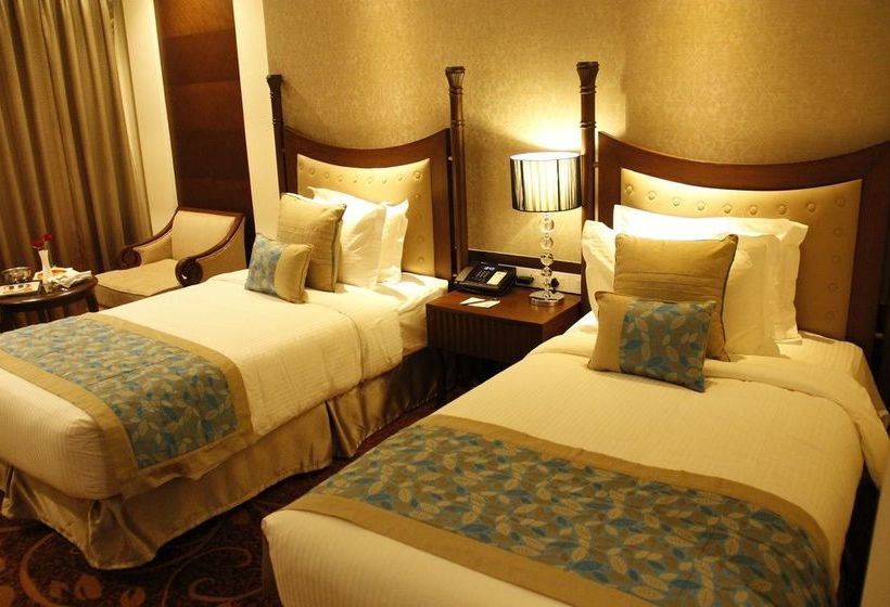 Hotel Country Inn & Suites Bathinda 12