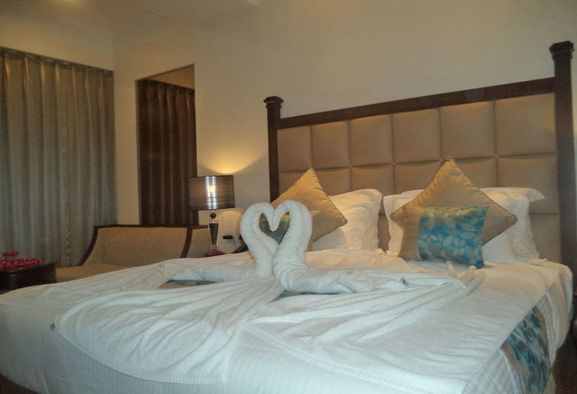 Hotel Country Inn & Suites Bathinda 14