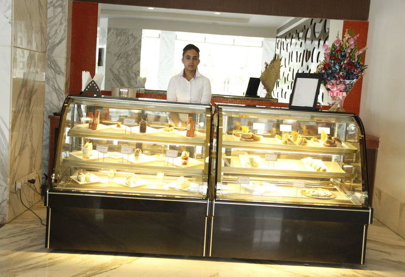 Hotel Country Inn & Suites Bathinda 6