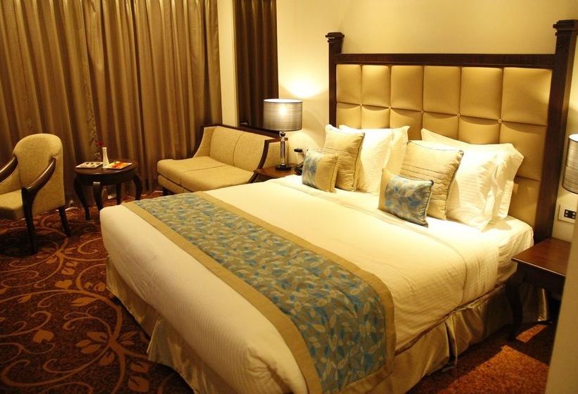 Hotel Country Inn & Suites Bathinda 7