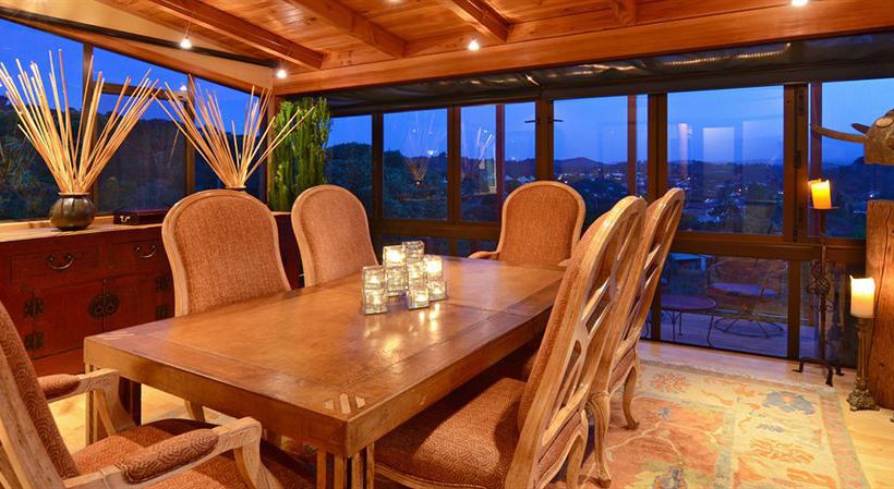 Hotel Titore Lodge 2