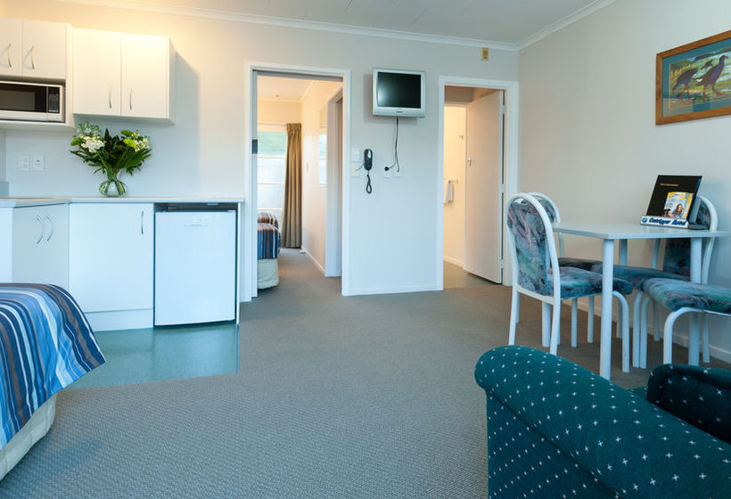 Outrigger Motel Paihia 12
