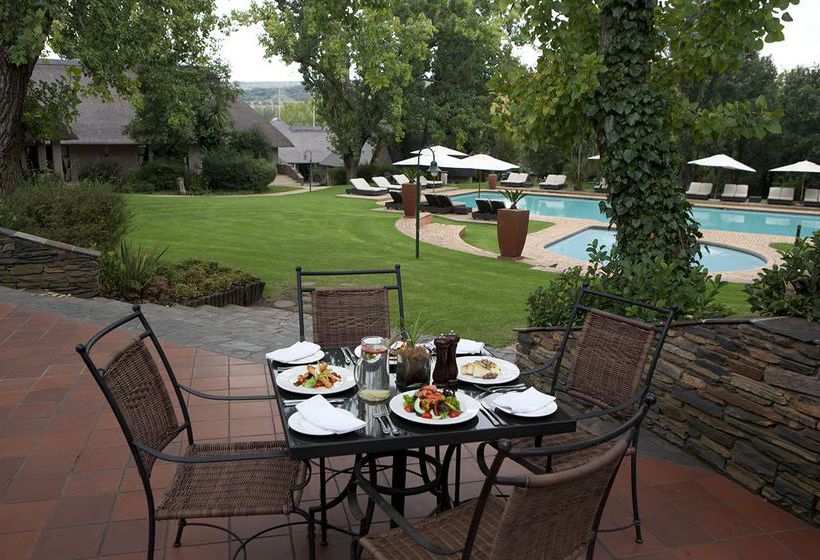 Hotel Valley Lodge And Spa-magaliesbrg 4