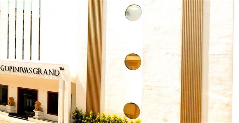 Hotel The Gopi Nivas Grand 13