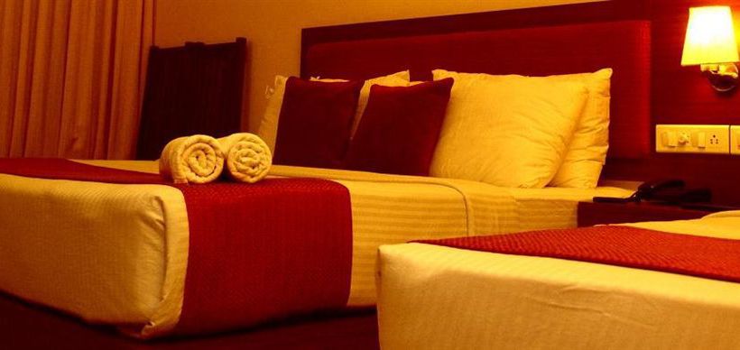 Hotel The Gopi Nivas Grand 7