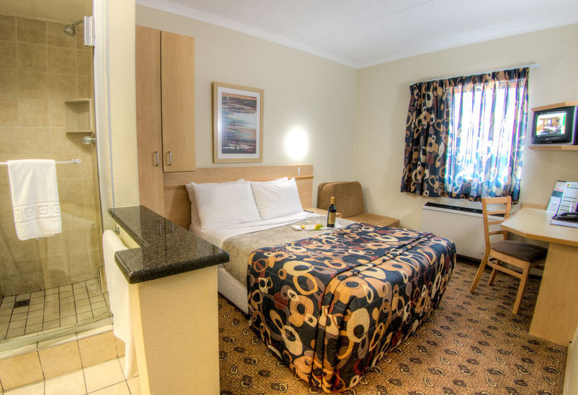 Hotel Road Lodge Durban 6