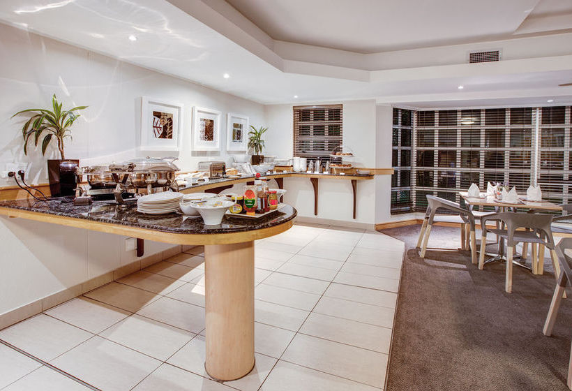 Hotel Road Lodge Cape Town International Airport 12