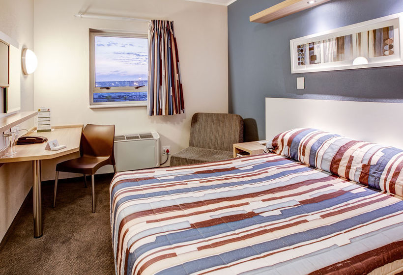 Hotel Road Lodge Cape Town International Airport 2