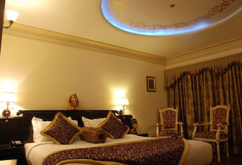 Hotel The Nagpur Ashok 4