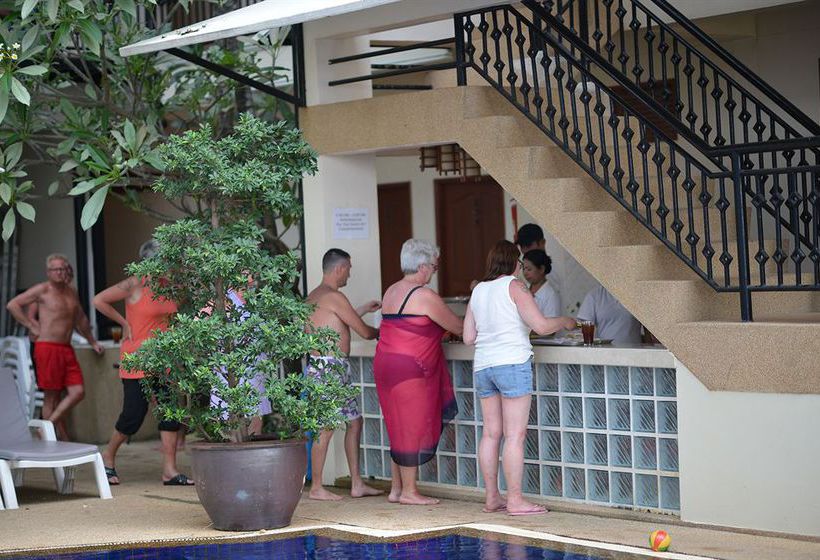 Hotel In On The Beach 11