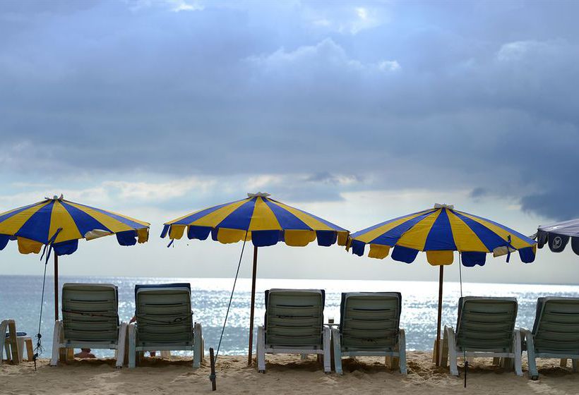 Hotel In On The Beach 8