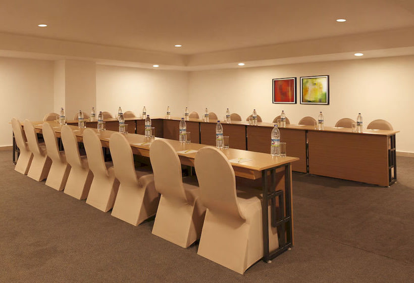 Lemon Tree Hotel Dehradun 2