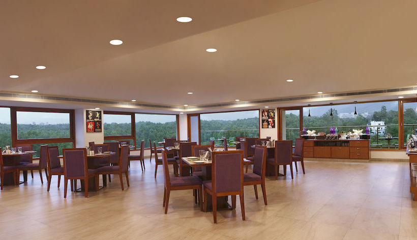 Lemon Tree Hotel Dehradun 3