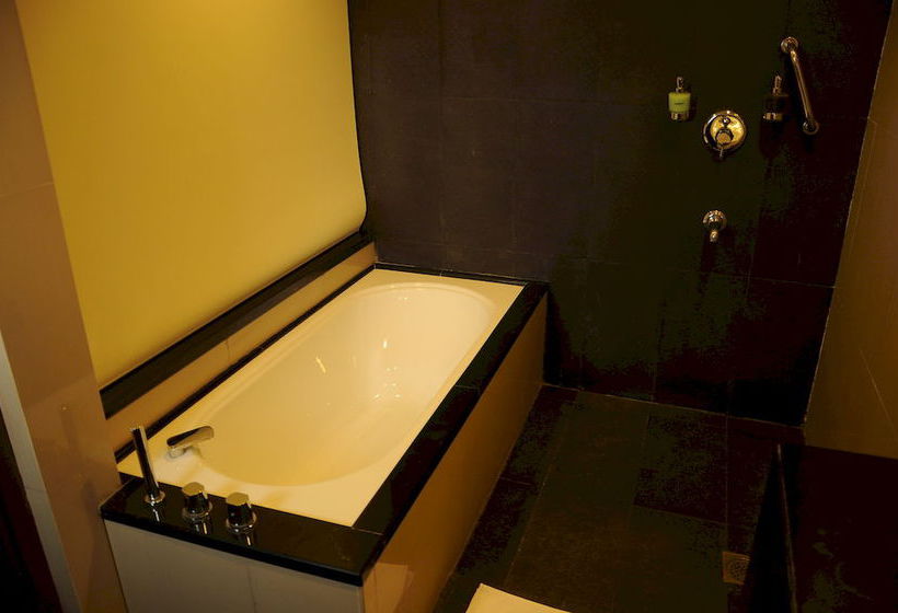 Hotel Grt Regency Sameera 5