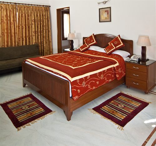 Hotel The Mayflower 2