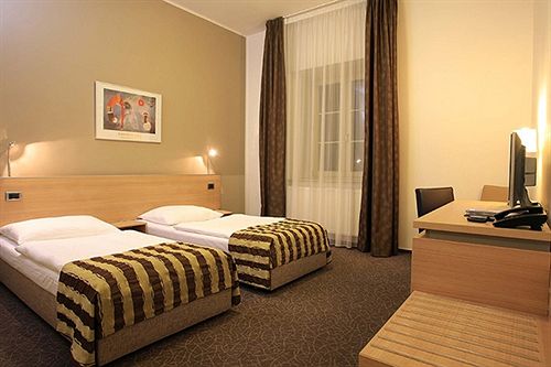 Hotel The Mayflower 6