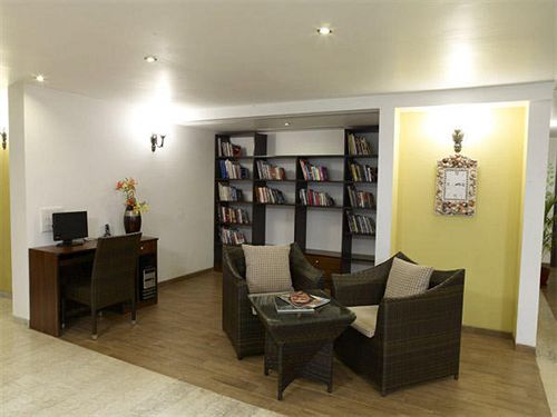 Hotel 10 Calangute 5