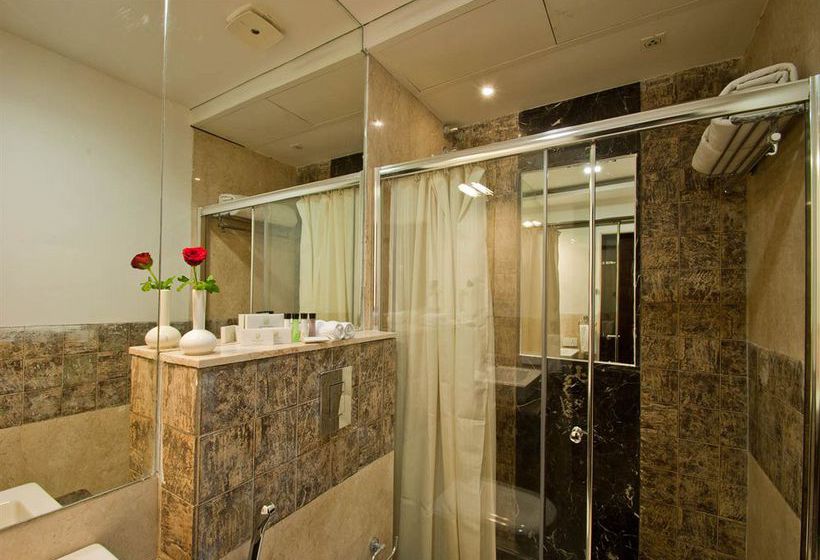 Hotel Green Leaves 8