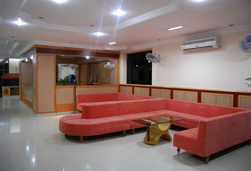 Hotel Delta International 1