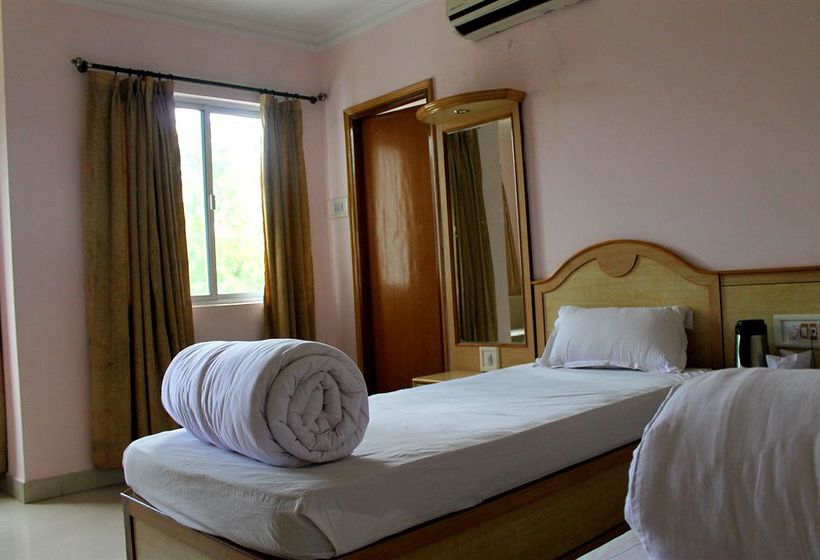 Hotel Delta International 15