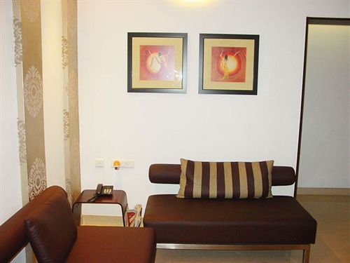 Pension Executive Comfort Guest House T. Nagar Nandanam 11