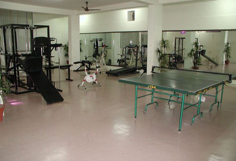 Velan Hotel Greenfields 6