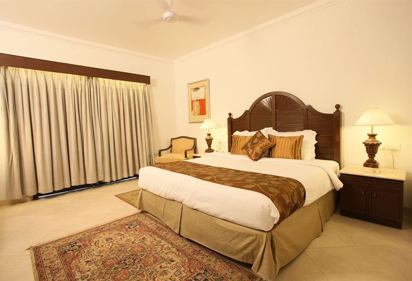 Acacia Palms Resort 10