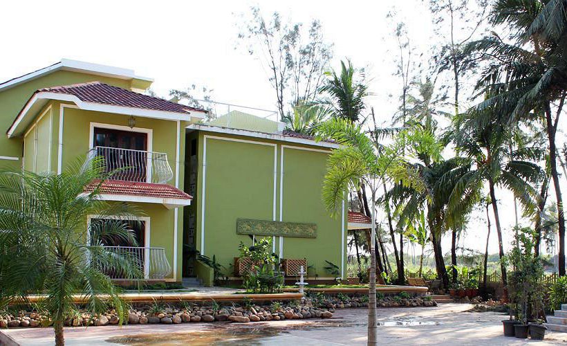 Acacia Palms Resort 3