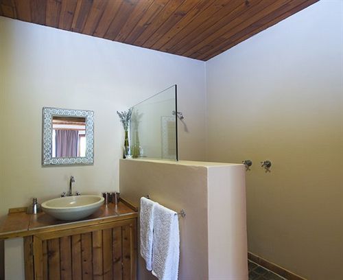 Pensión At The Woods Guest House Stormsrivier Eastern Cape