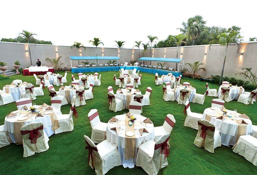 Hotel Grt Grand Estancia Salem 17