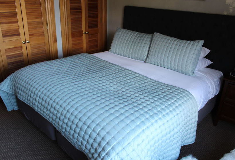 Historic Stone House 3