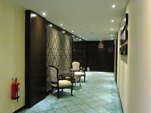 Hotel Pine Spring Wazir Bagh 13