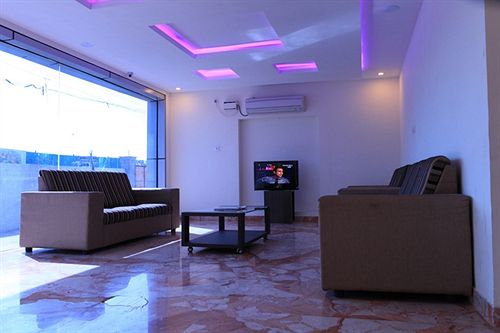 Red Sun Serviced Apartments 11